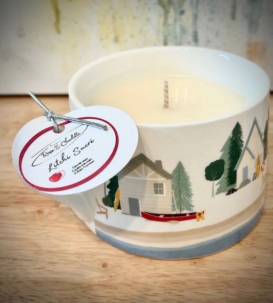 Bougie parfumée artisanale Litchie Sucré. Fait à la main au Québec