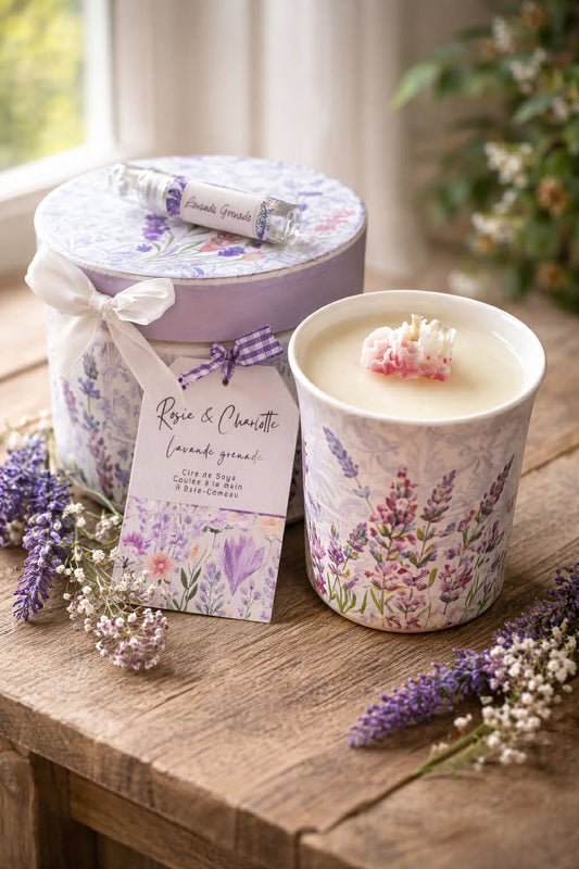 Ensemble  Boite et Bougie en tasse avec parfum d'ambiance 6 ml.